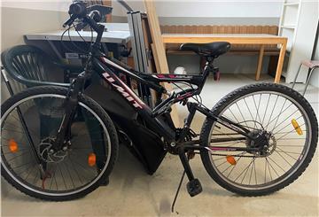 Wem gehört dieses gestohlenes Mountainbike der Marke "Umit"? Die Polizei bittet um Hinweise.