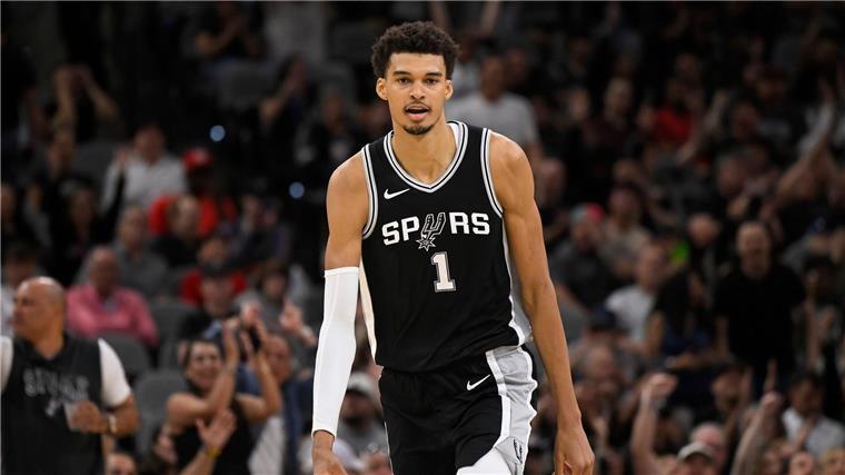Wembanyama will mit einem neuen Fan-Club für mehr Stimmung bei den San Antonio Spurs sorgen. (Archiv-Foto)