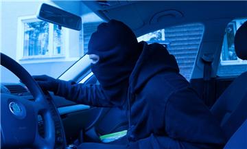 Wenn ein Dieb plötzlich die Autotür aufreißt, erleben die Opfer meist einen wahren Schockmoment.