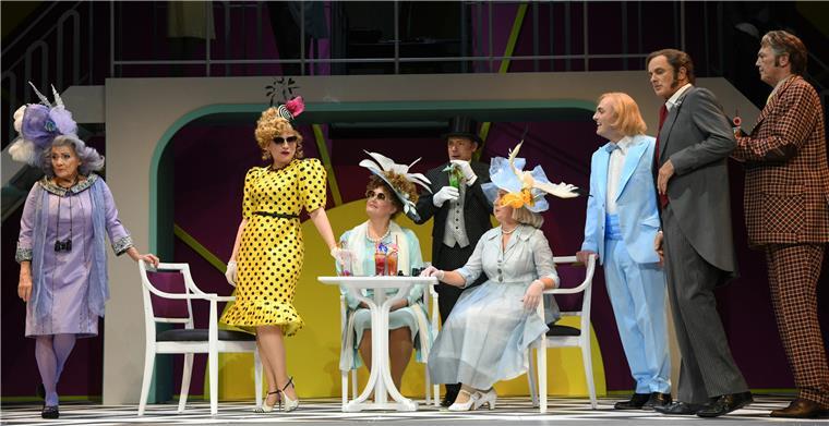 Premiere im Stadttheater Bremerhaven: Riesenapplaus für „My fair Lady“