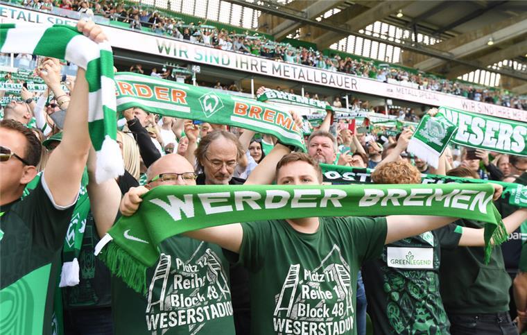 Wer ab diesem Wochenende Werder-Spiele in der Bundesliga sehen will, muss dafür etwas tiefer als bisher ins Portemonnaie greifen. Die Tickets-Preise wurden etwa um fünf Prozent erhöht.