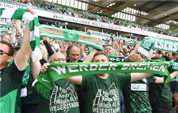 Wer ab diesem Wochenende Werder-Spiele in der Bundesliga sehen will, muss dafür etwas tiefer als bisher ins Portemonnaie greifen. Die Tickets-Preise wurden etwa um fünf Prozent erhöht.