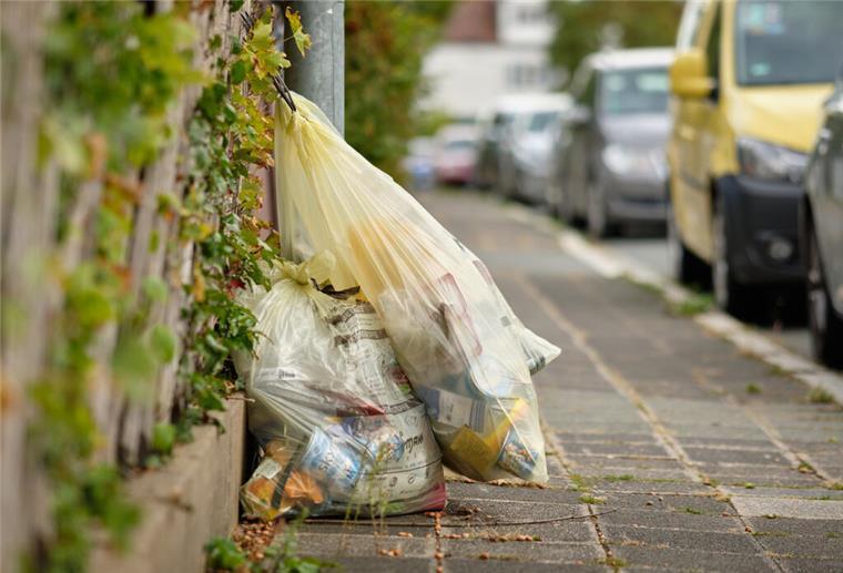 Experten-Tipps: So sichert ihr Gelbe Säcke gegen Sturm Gelbe Säcke