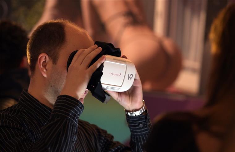 Virtuelle Pornos