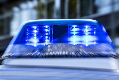 Blaulicht an einem Polizeiwagen