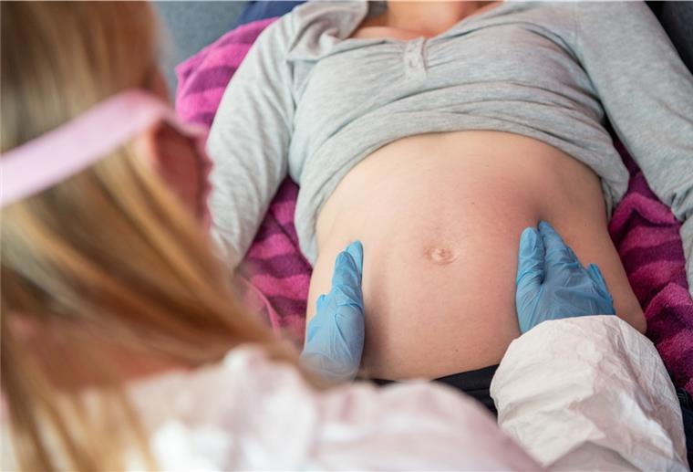 Reinkenheide koordiniert neues Hebammenstudium Wer Hebamme werden will, muss künftig studieren. Bisher reichte eine Ausbildung an der Hebammenschule.