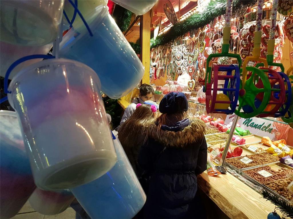Wer hungrig vom Weihnachtsmarkt zurückkehrt, ist selber schuld. 