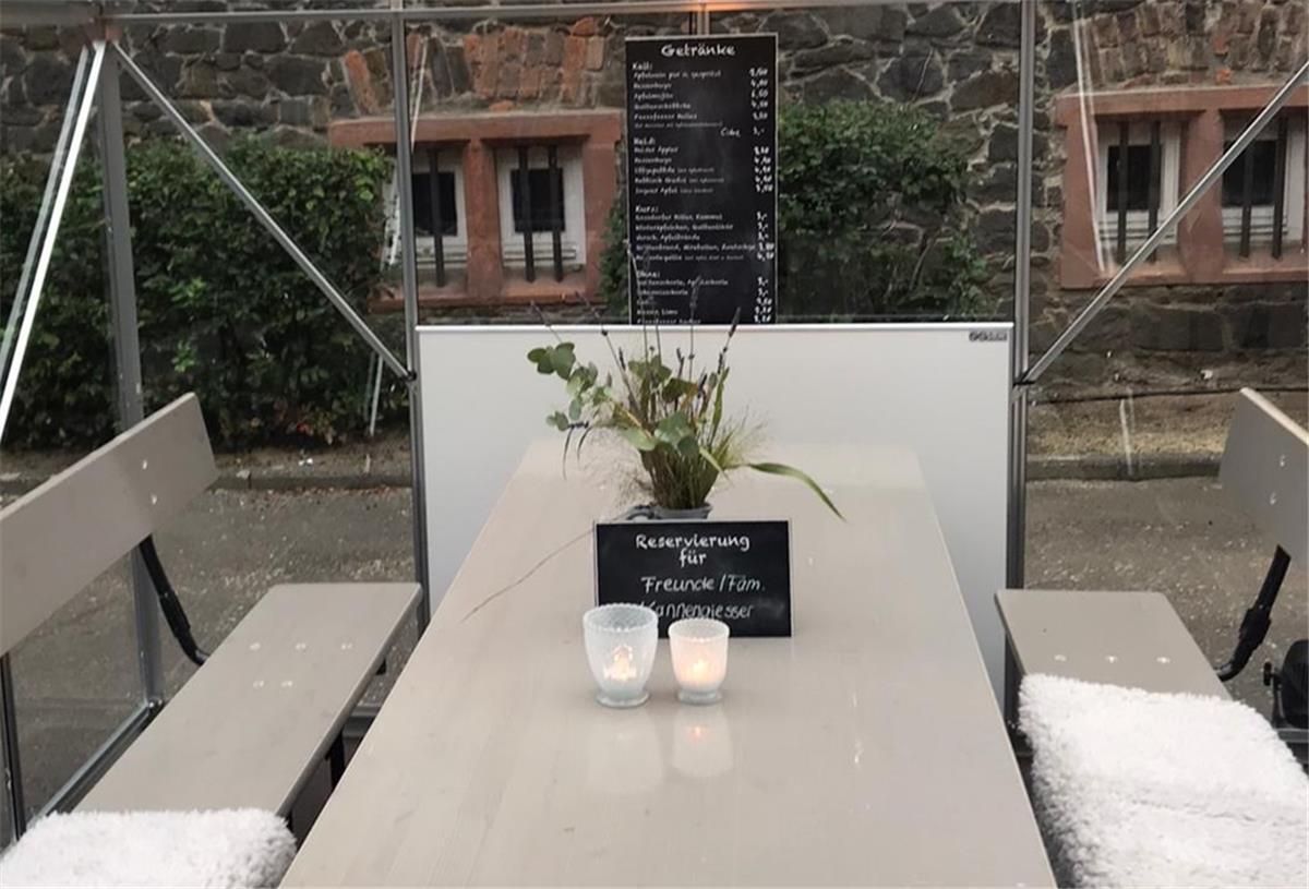 Diesen Gastro-Trend sollte Bremerhaven nicht verpassen Wer im Glashaus sitzt...auch in Hessen gibt es die Häuser bereits.