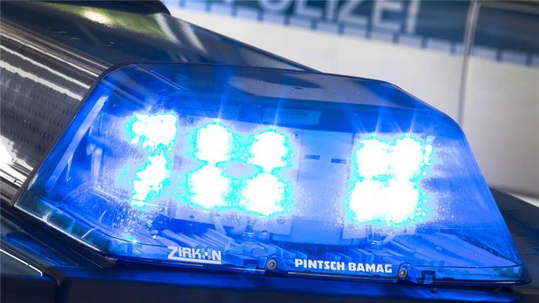 Polizei ermittelt wegen schweren Diebstahls von einer Baustelle Blaulicht