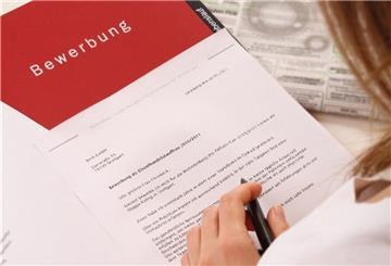 Wer noch vor Ostern dringend Unterstützung bei einer Bewerbung sucht, sollte sich an die Offenen Beratungsstellen in Lehe oder Grünhöfe wenden.