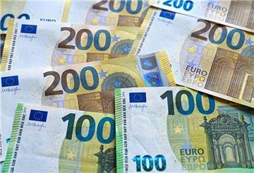 Wer seine Steuererklärung vorbereitet, kann mit Pauschalen viel Geld sparen – diese zehn sind besonders lukrativ.