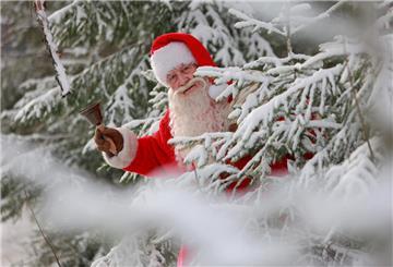 Einer der dienstältesten Weihnachtsmänner in Sachsen-Anhalt ist Manfred Schultz aus Blankenburg.