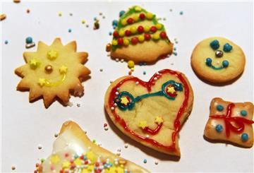 Frisch gebackene Weihnachtsplätzchen