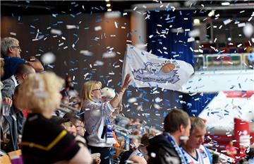 Wer zu den Eisbären Bremerhaven hält, ist Kummer gewohnt. Auch in dieser Saison strapazieren die Basketballer nach gutem Start die Nerven ihrer Fans. 