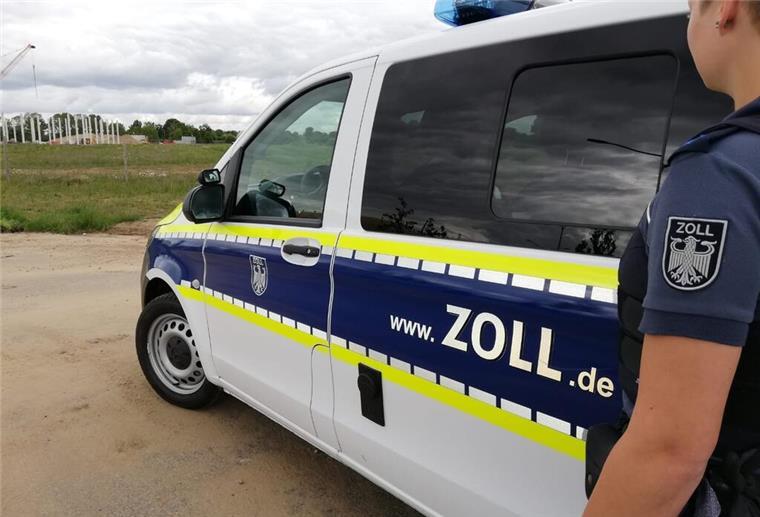 Werden die Angestellten von Paketdienstleistern gerecht entlohnt und stimmt alles beim Bezug von Sozialleistungen? Dem ist der Zoll in dieser Woche nachgegangen.