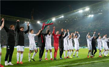 Werder Bremen jubelt nach dem Sieg bei Borussia Dortmund.
