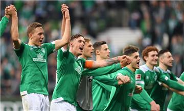 Werder Bremen möchte auch im DFB-Pokal auf Schalke mit den Fans feiern. 