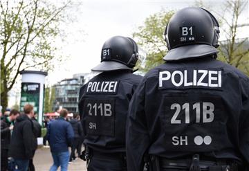 Werder Bremen will die Polizeikosten bei Hochsicherheitsspielen nicht komplett alleine tragen.