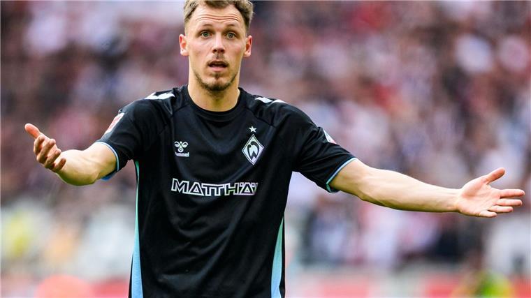 Werder-Profi Senne Lynen fordert Zugänge. (Archivbild)