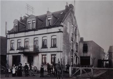 Weserstraße 72 um 1900.  Foto: Sammlung Heuwinkel