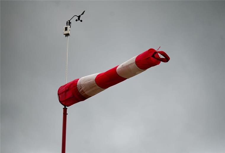 Ein Messgerät für Windstärke.