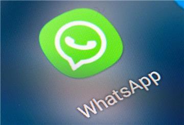 Whatsapp-Icon auf dem Bildschirm eines Smartphones.