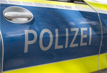 Wie die Polizei mitteilte, kam es auf der A27 am Mittwoch aufgrund eines Hagelschauers zu mehreren Unfällen. 