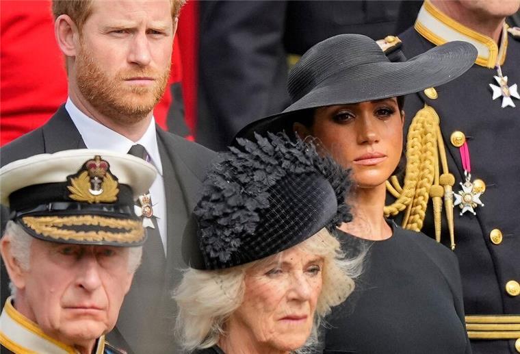 Kein Weihnachtsfriede bei den britischen Royals Wie geht es weiter bei den Windsors?
