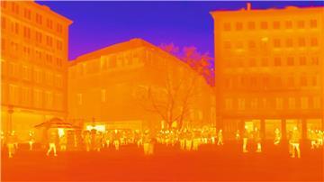 Wie müssen Gebäude und städtische Infrastruktur angepasst an den Klimawandel geplant werden, um die Temperaturen in Städten zu reduzieren?