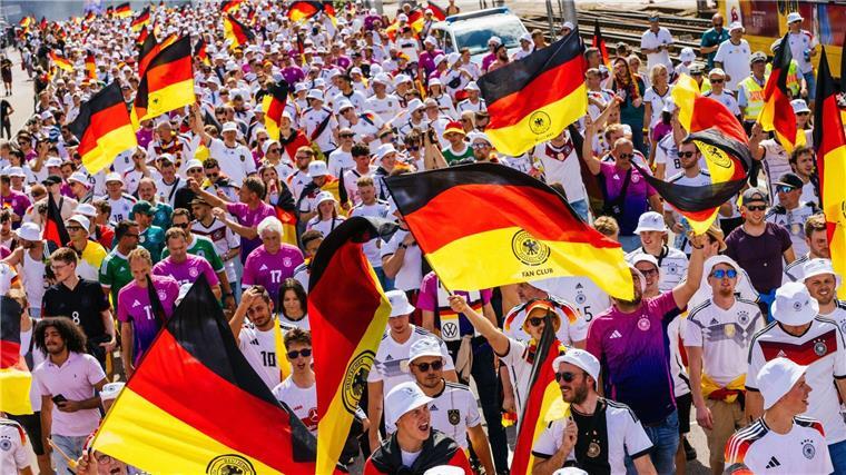 Sportphilosoph über EM-Wirkung: Aussicht nicht mehr so trübe Wie nachhaltig ist der begeisternde Effekt der Fußball-EM für die Gesellschaft?