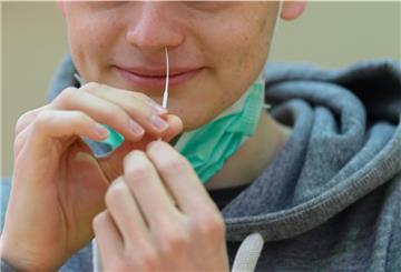 Wie sinnvoll sind Schüler-Massentests? Stiko-Chef Thomas Mertens zweifelt ihre Sinnhaftigkeit an.