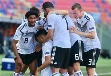 Wieder Finale, wieder Spanien - und wieder der Titel? Deutschlands U21 kann zwei Jahre nach dem Triumph von Krakau erneut Europameister werden. Die Rollen sind allerdings ganz anders verteilt als 2017. 