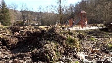 Wildschweine haben einen Spielplatz in Osterode umgepflügt.