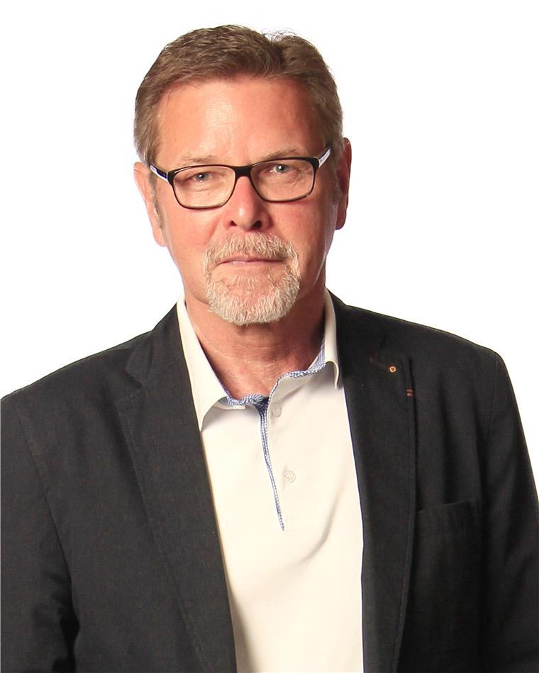 Wilfried Fugel, ehemaliger Nordenhamer Stadtdirektor und jetzt SPD-Ratsherr, spendet der Stadt Nordenham 20.000 Euro.