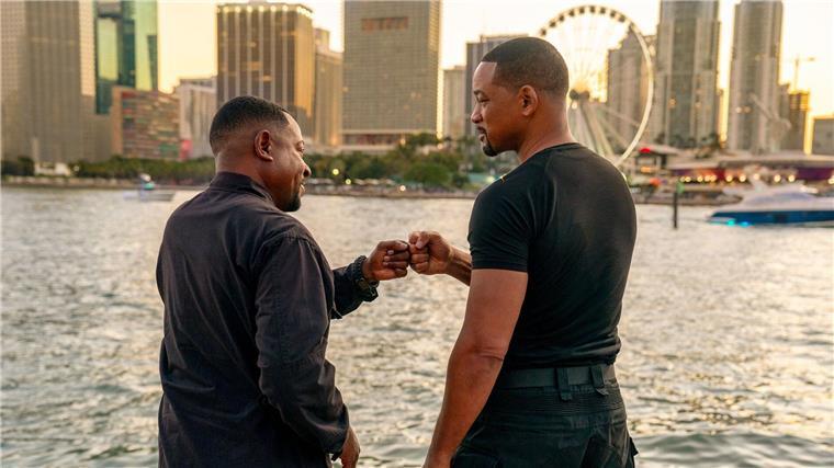 Will Smith und Martin Lawrence in einer Szene des Films „Bad Boys: Ride or Die“. .