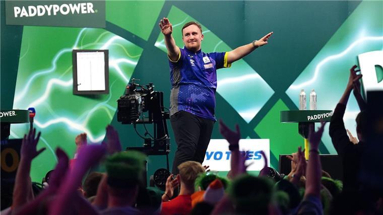 Darts-Experte vor WM: Wunderkind Littler muss noch warten Will wieder ins Finale: Jungstar Littler.