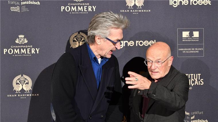 Wenders, Schlöndorff, Tykwer senden „Weckruf“ ans Parlament Wim Wenders und Volker Schlöndorff gehören zu den renommiertesten deutschen Regisseuren.