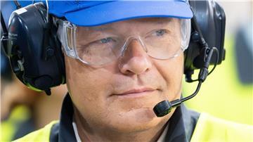 Wirtschaftsminister Habeck will erreichen, dass die Strompreise für die Industrie weiter sinken.