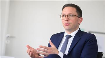 Wissenschaftsminister Mohrs will Niedersachsen zum attraktiven Standort für den KI-Nachwuchs machen. (Archivbild)