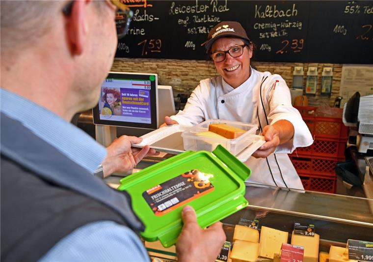 Bremerhaven: Hier kann man jetzt Lebensmittel unverpackt einkaufen Wurst und Fleisch ohne Verpackung im Supermarkt einkaufen: Das geht jetzt auch in Bremerhaven.