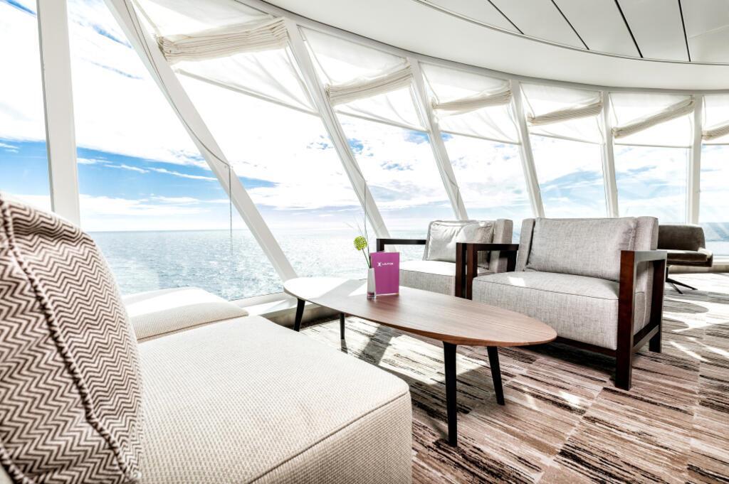 X-Lounge