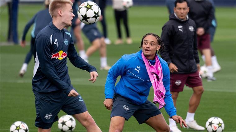 RB-Star Simons mit „Gänsehaut“ vor Liverpool - Openda fit Xavi Simons (r.) könnte für Leipzig zum Unterschiedsspieler gegen Liverpool werden.