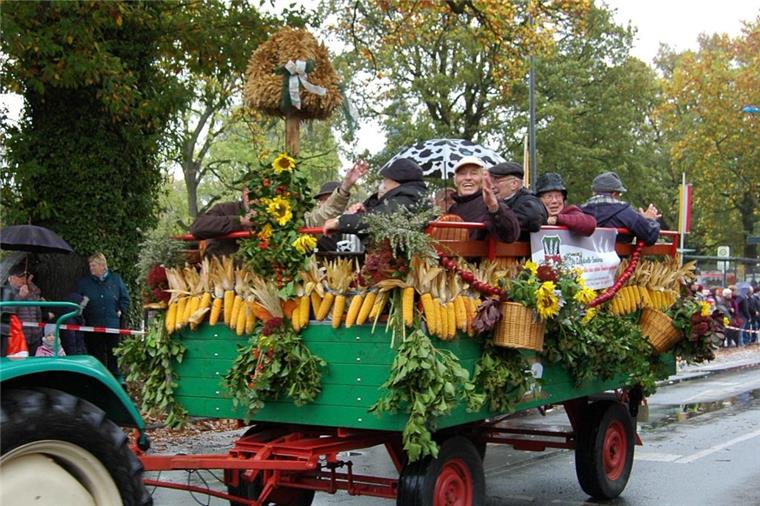 Zeven: Das sind die Highlights der Erntewagenparade Zahlreiche festlich geschmückte Erntewagen werden am 28. Oktober bei hoffentlich gutem Wetter wieder durch die Zevener Innenstadt ziehen.