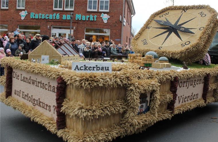 Zahlreiche festlich geschmückte Erntewagen werden am Sonntag, 27. Oktober, wieder durch Zeven ziehen.