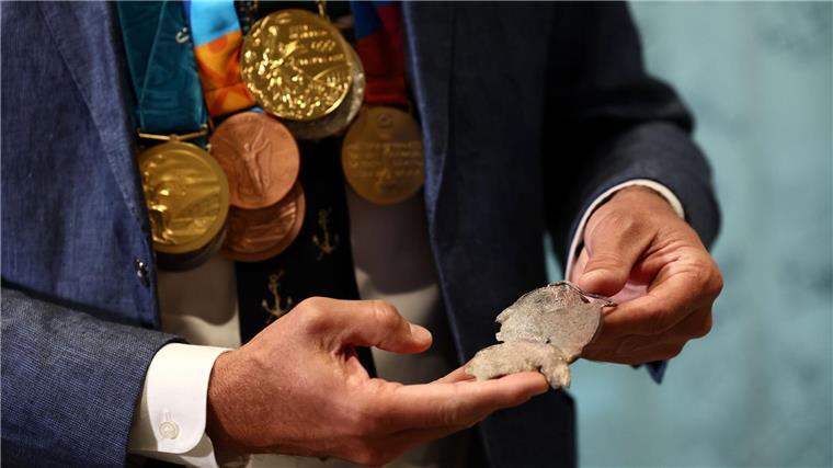 Zehn Medaillen auf einen Schlag hatte das IOC zuvor noch nie an einen Sportler verliehen. 