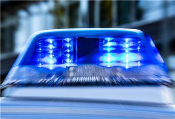 Ein Blaulicht auf einem Polizeiauto.