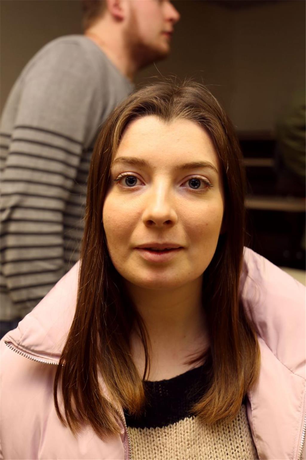 Zoe Schmidt (15) aus Lunestedt: »Wir wünschen uns, dass Sportgeräte in der Kreishalle erneuert werden.«