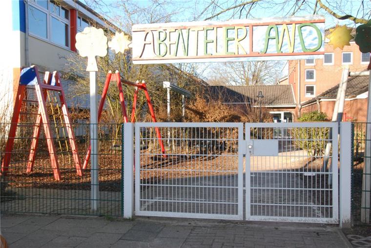 Hort in Spaden muss vorerst schließen Zu wenig Personal: Das Tor ins Spadener Abenteuerland bleibt für Hortkinder vorerst zu. Manche Eltern stellt das vor große Probleme.