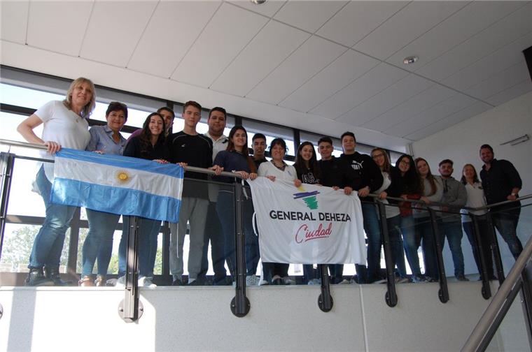 Schule in Brake hat Gäste aus Argentinien Zum ersten Mal besuchen Schüler und Lehrerinnen aus Argentinien ihre Partnerschule in Brake.