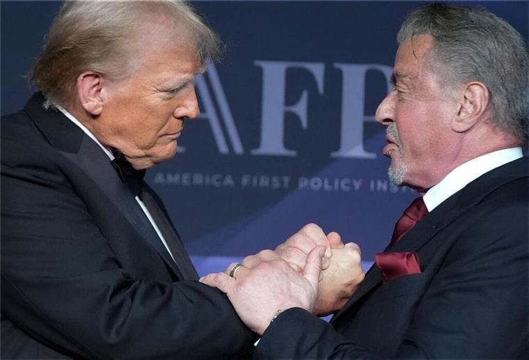 Zwei, die sich gern haben: US-Präsident Donald Trump und Actionfilm-Ikone Sylvester Stallone, (Archivbild)